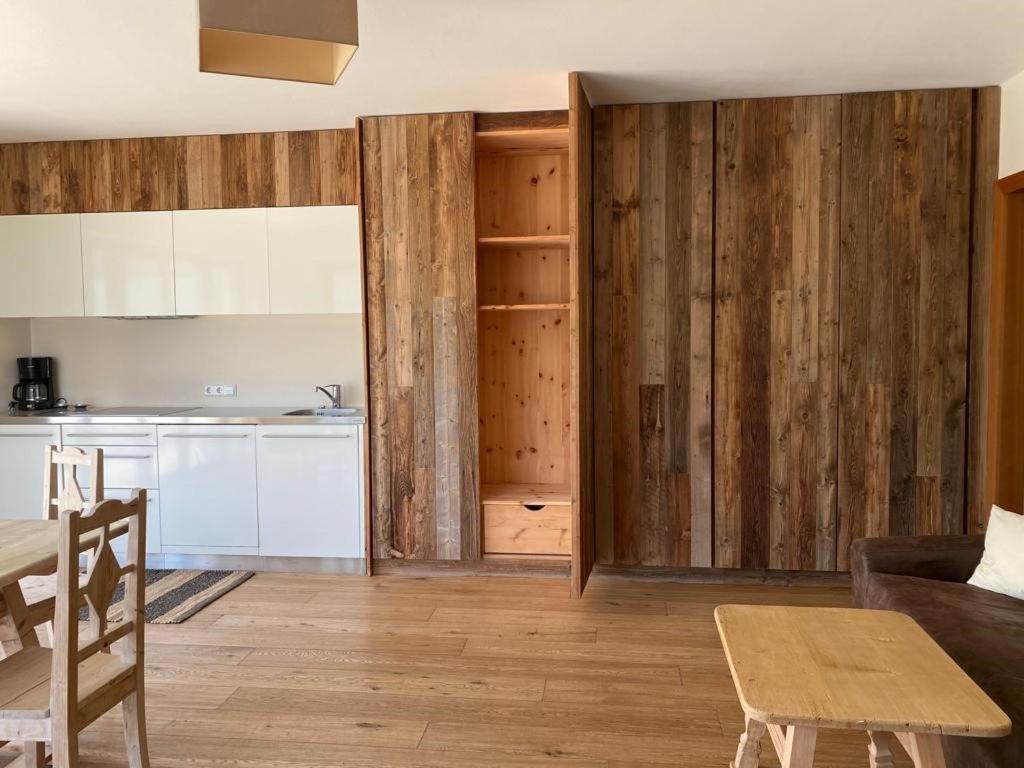 Weingut Bachguetl Apartamento Cermes Exterior foto